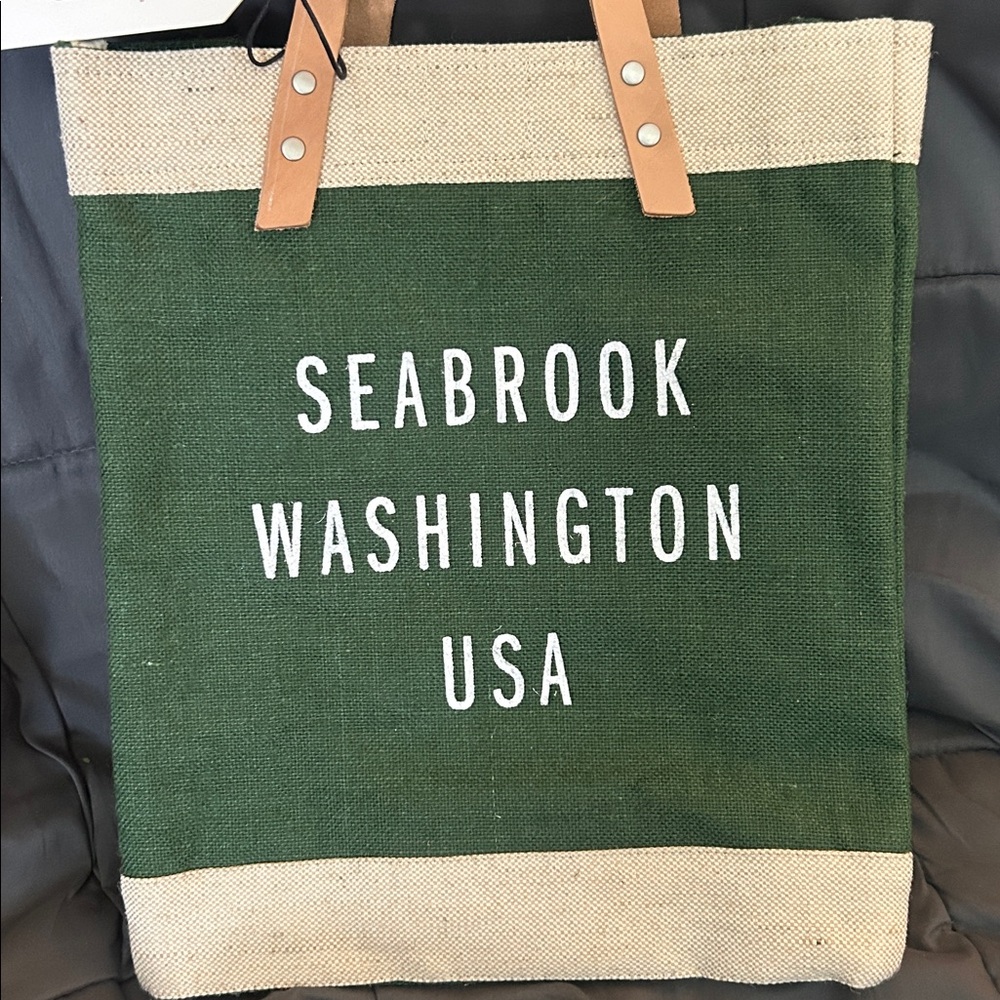 Green and Tan Tote Bag - Picture 2 of 9